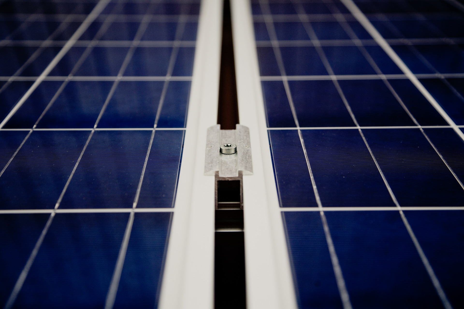 Our Airstream now has full solar power!